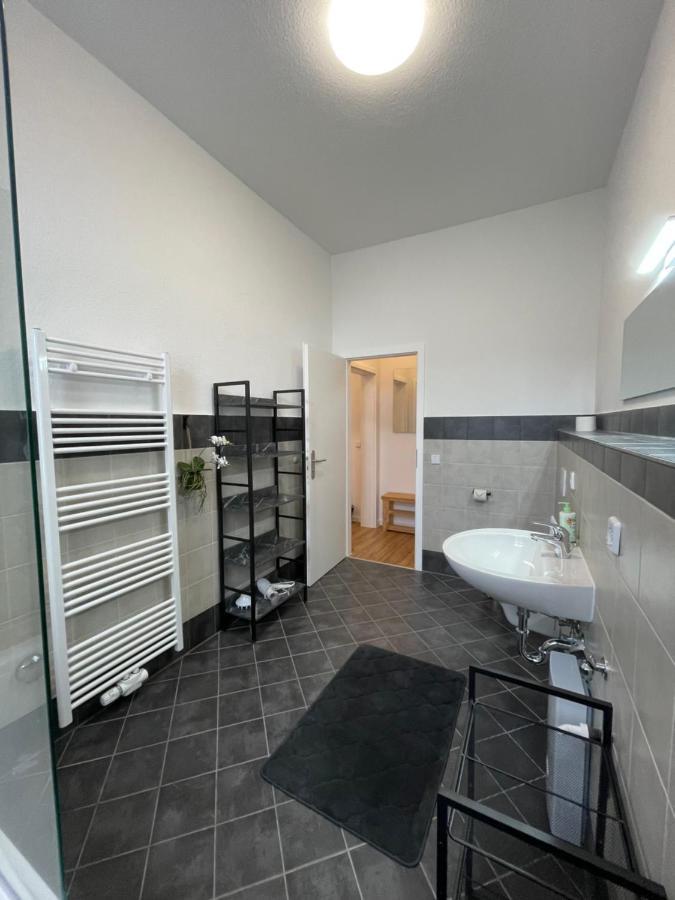 Lucky Stays Ls07 - Vollausstattung - Zentrum - Aufzug - Grosse Kueche - 2 Zimmer - Smart-Tv Magdeburg Exterior photo